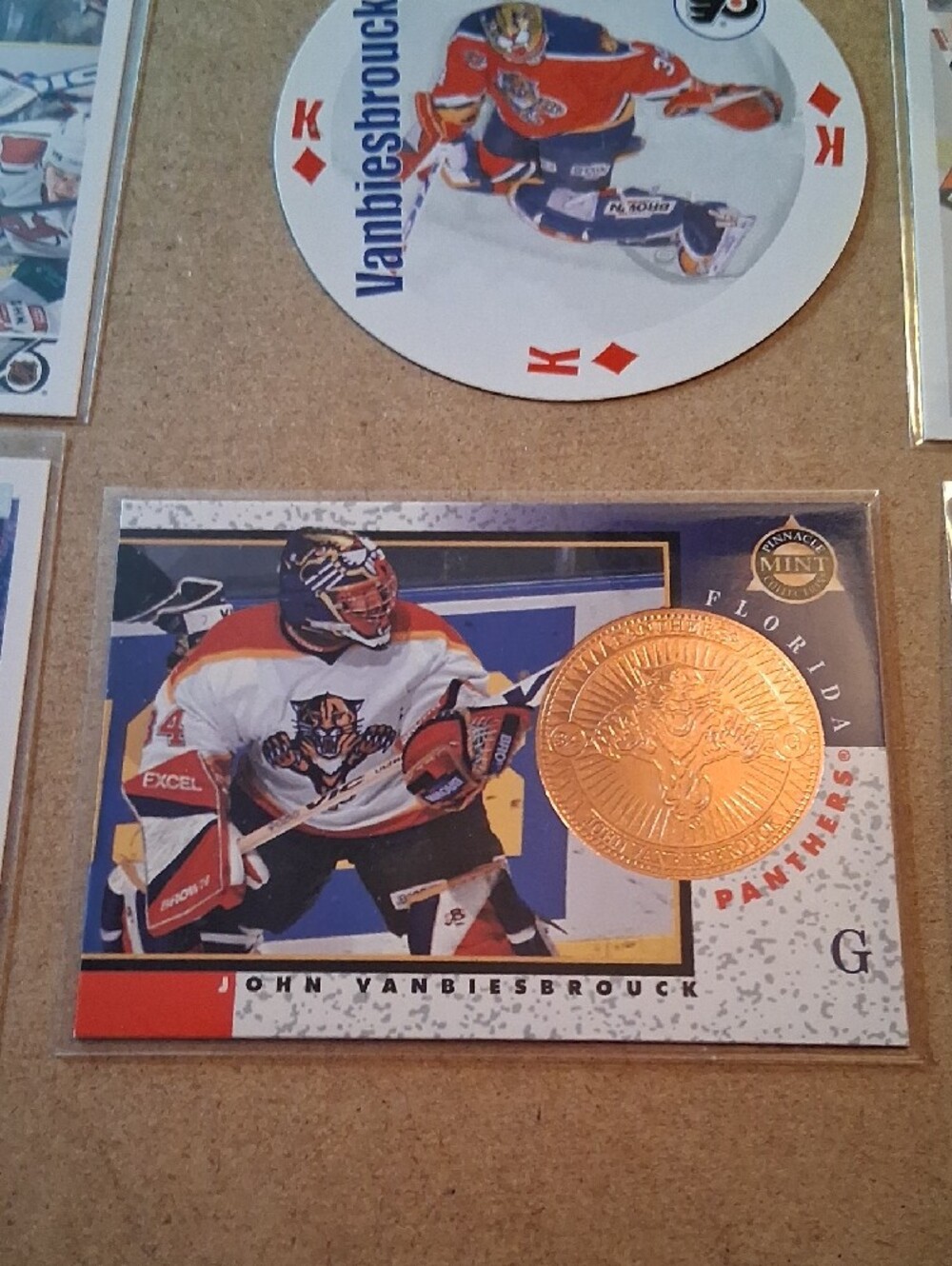 Vintage John Vanbiesbrouck Hockey Card Lot - Red, White, Blue - Picture 13 of 16